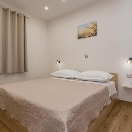 Apartments By The Sea Cove Zastupac, Hvar - 8761 Хвар Экстерьер фото